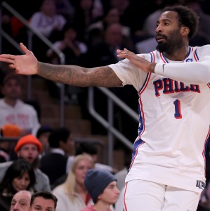 开云体育官方网站-美记：球队考虑转正巴洛和贾巴里·沃克 曾想过交易庄神